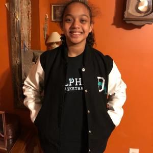 Meet your Posher, Cynthia